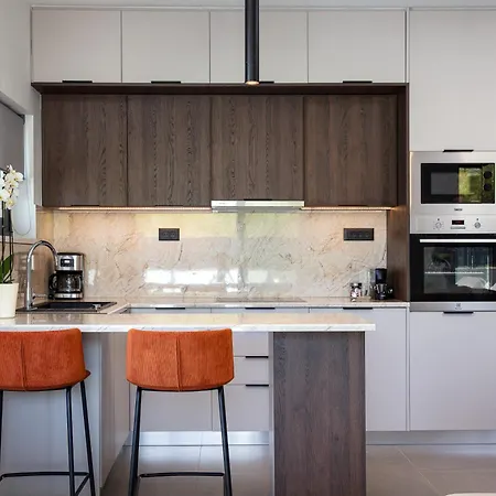 Villasaints I Private Pool Villas, Walk To Beach, Bbq Villa