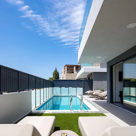 Villasaints I Private Pool Villas, Walk To Beach, Bbq * La Canée