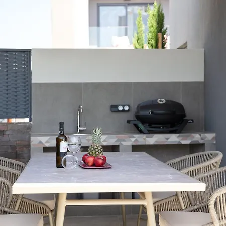Villasaints I Private Pool Villas, Walk To Beach, Bbq *