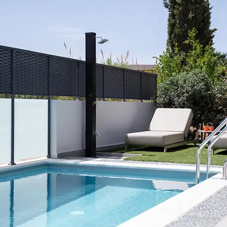 Villasaints I Private Pool Villas, Walk To Beach, Bbq Villa La Canée