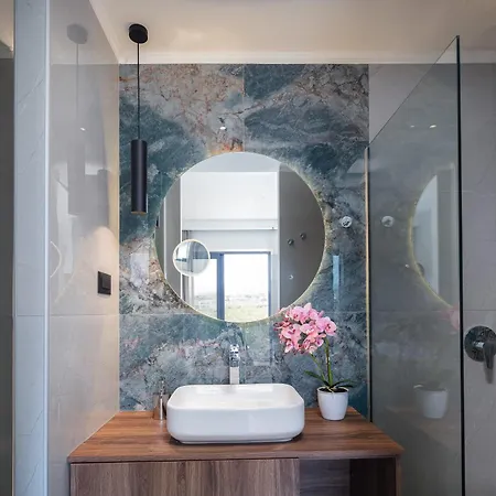 Villasaints I Private Pool Villas, Walk To Beach, Bbq * Hanya