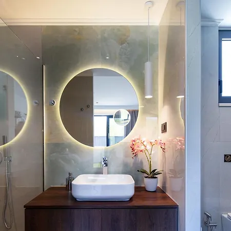 Villasaints I Private Pool Villas, Walk To Beach, Bbq