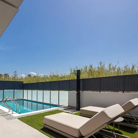 Villa Villasaints I Private Pool Villas, Walk To Beach, Bbq Hanya