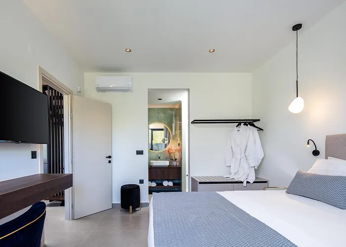 Villasaints I Private Pool Villas, Walk To Beach, Bbq Chania (Crete)