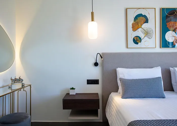 Villasaints I Private Pool Villas, Walk To Beach, Bbq Villa *