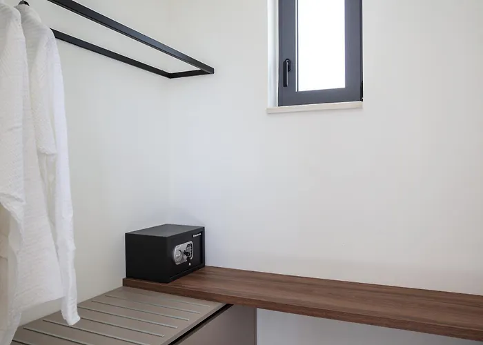 Villasaints I Private Pool Villas, Walk To Beach, Bbq Villa